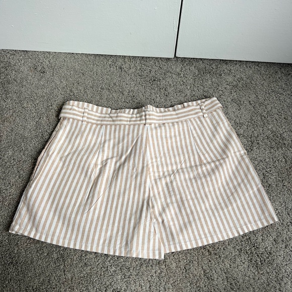 Love Tree Beige Striped High Waist Shorts - Picture 2 of 6